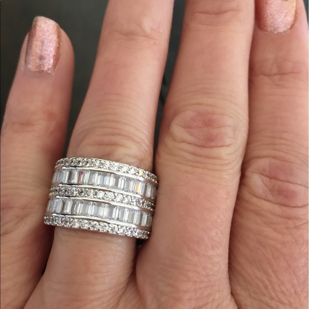 Sterling Silver Diamond Wide Ring - Picture 3 of 9